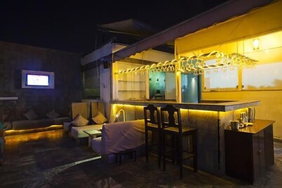 Acacia Inn