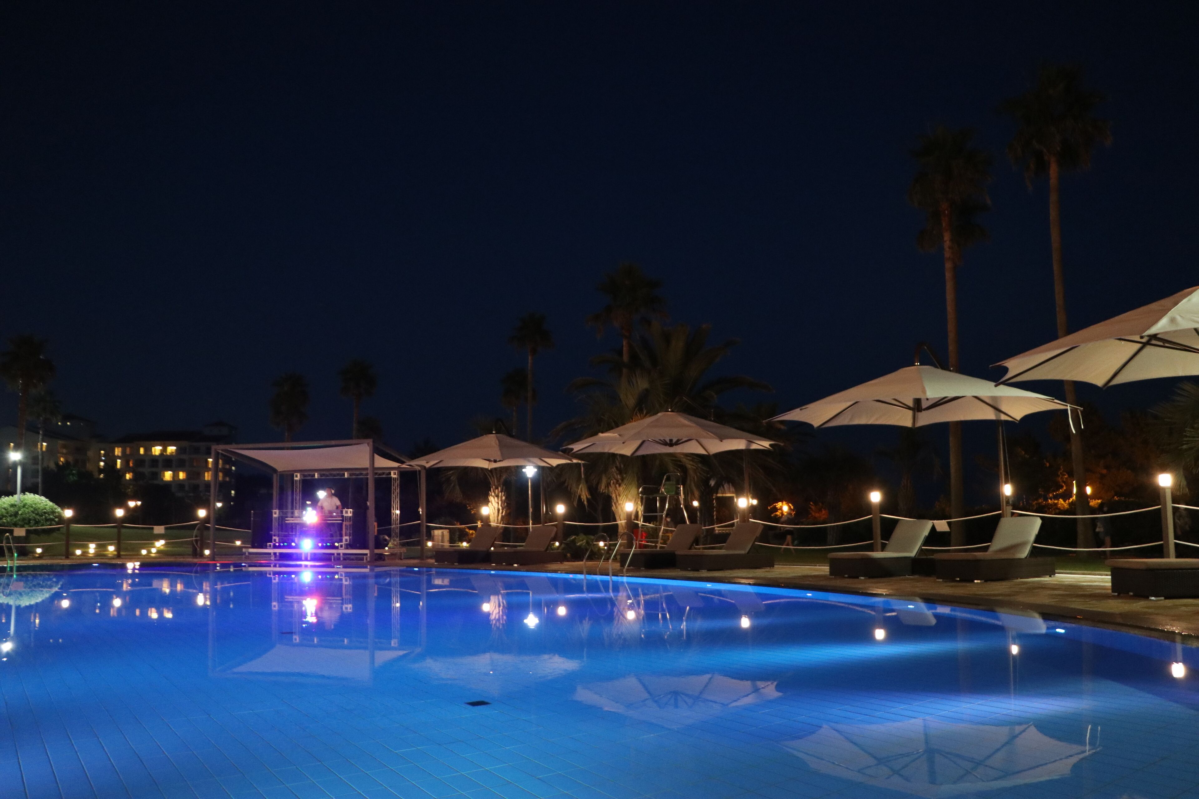 indoor pool, outdoor pool, pool cabanas (surcharge), pool umbrellas