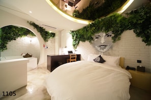 Designers Suite, Double