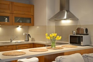 Appartamento, 2 camere da letto | Ferro/asse da stiro, Wi-Fi gratuito