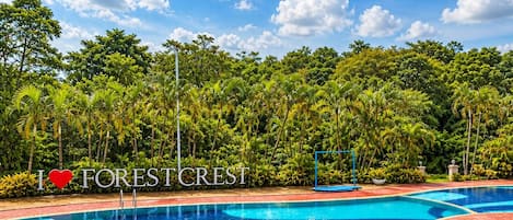 3 piscinas al aire libre, sillones reclinables de piscina