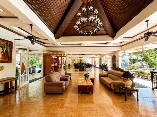 Forest Crest Nature Hotel and Resort