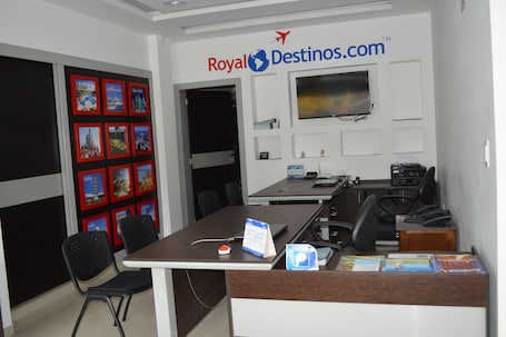 Recepção. Hotel Plaza Victoria