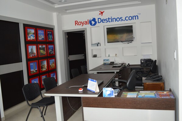 Reception - Hotel Plaza Victoria (Ibarra)