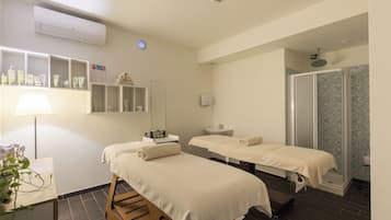 Sauna, bain à remous, hammam, soins corporels