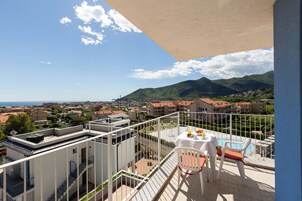 Deluxe Double Room | Terrace/patio