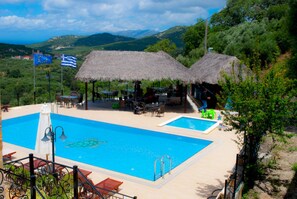 Daily buffet breakfast (EUR 10 per person)