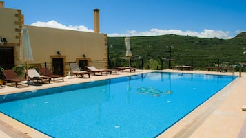 2 outdoor pools, pool umbrellas, sun loungers