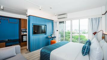 Minibar, coffres-forts dans les chambres, bureau, chambres insonorisées