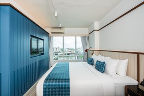 Grand Corner Suite | Minibar, Zimmersafe, Schreibtisch, schallisolierte Zimmer