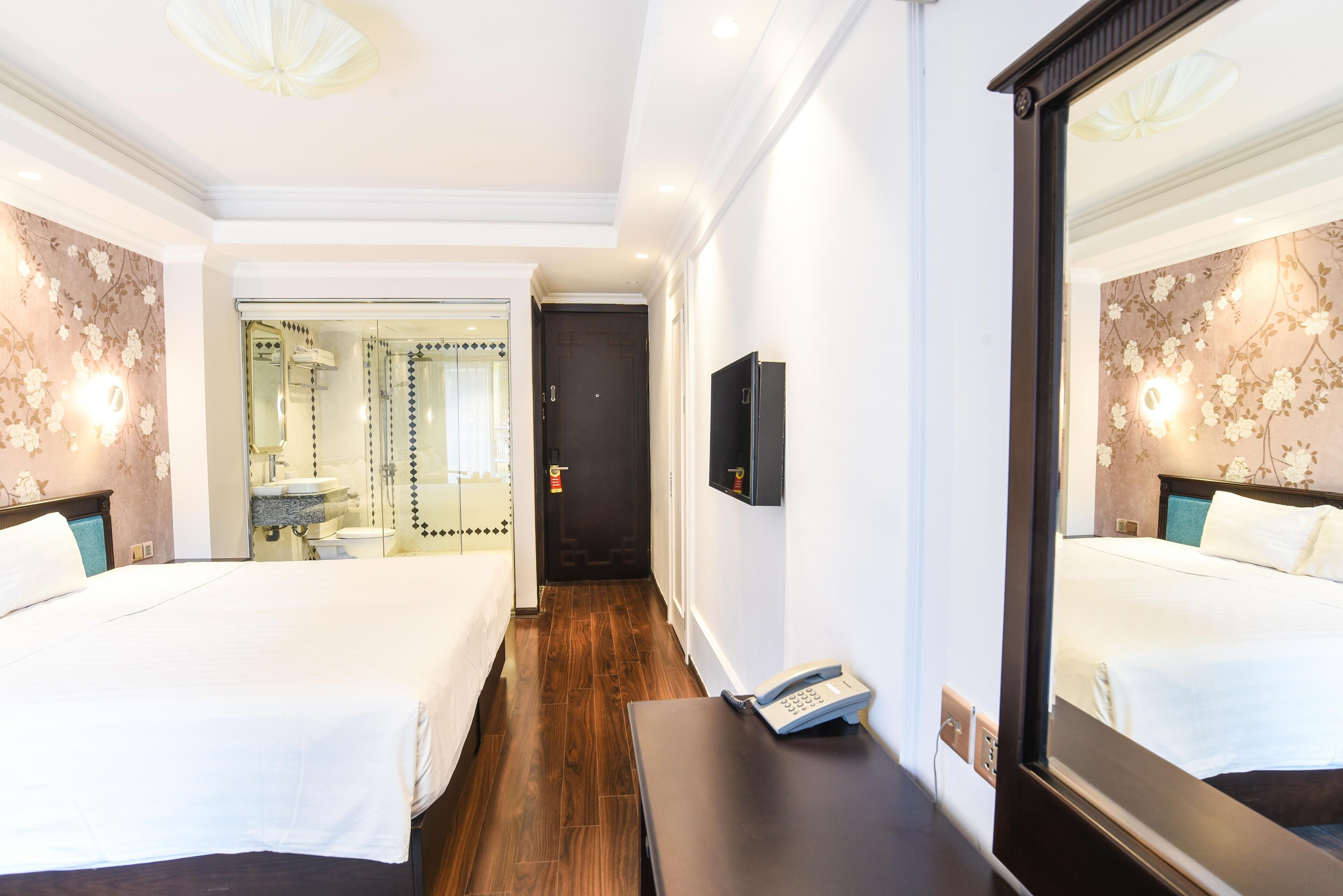 premium bedding, down duvets, pillow-top beds, minibar