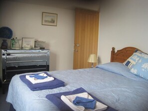 Twin Room, Ensuite | WiFi