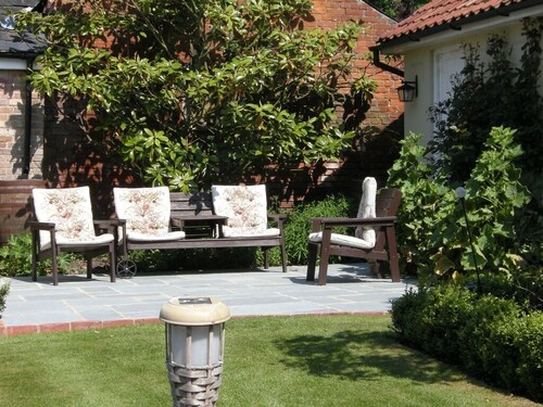 Motts Cottage