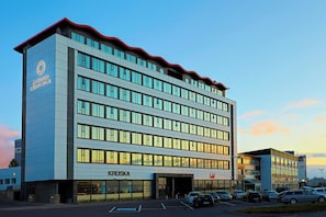 Front of property - evening/night - Reykjavik Lights by Keahotels (Reykjavik)