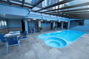 屋内プール、サンラウンジャー