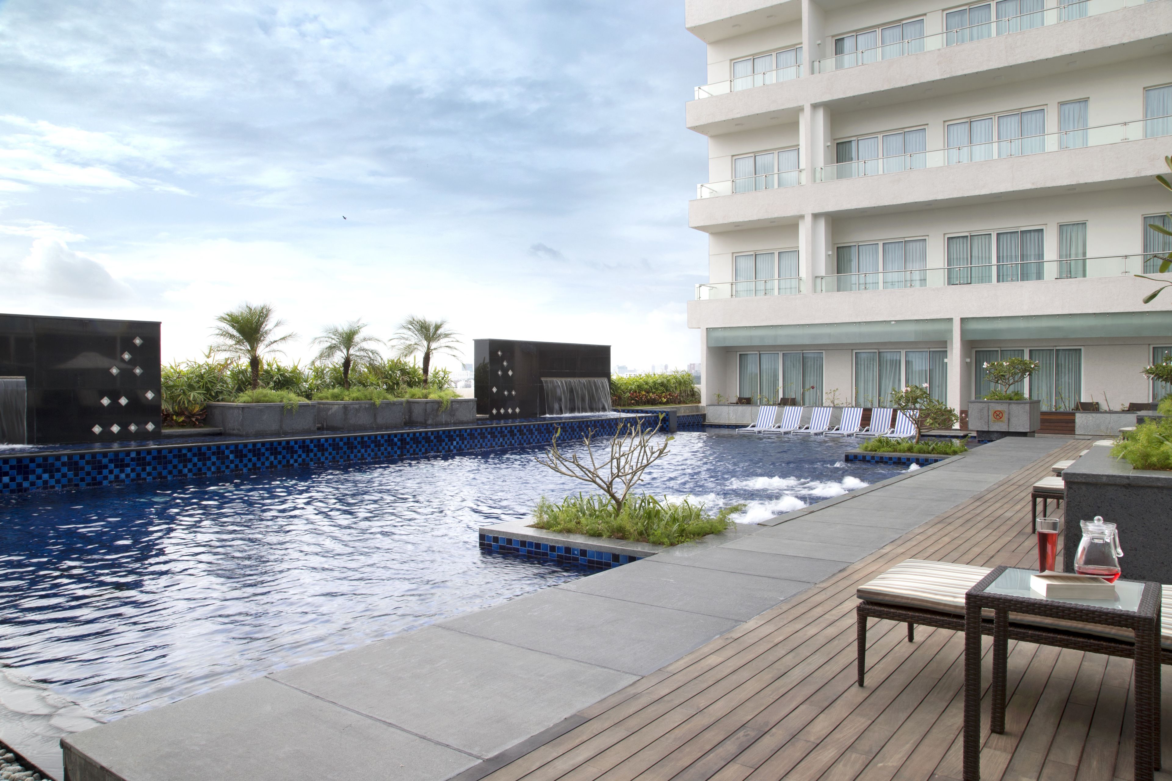 outdoor banquet area