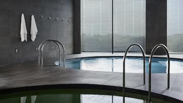 Steam room, Turkish bath, body treatments, hydrotherapy, body wraps