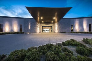 Fachada del alojamiento - Noche