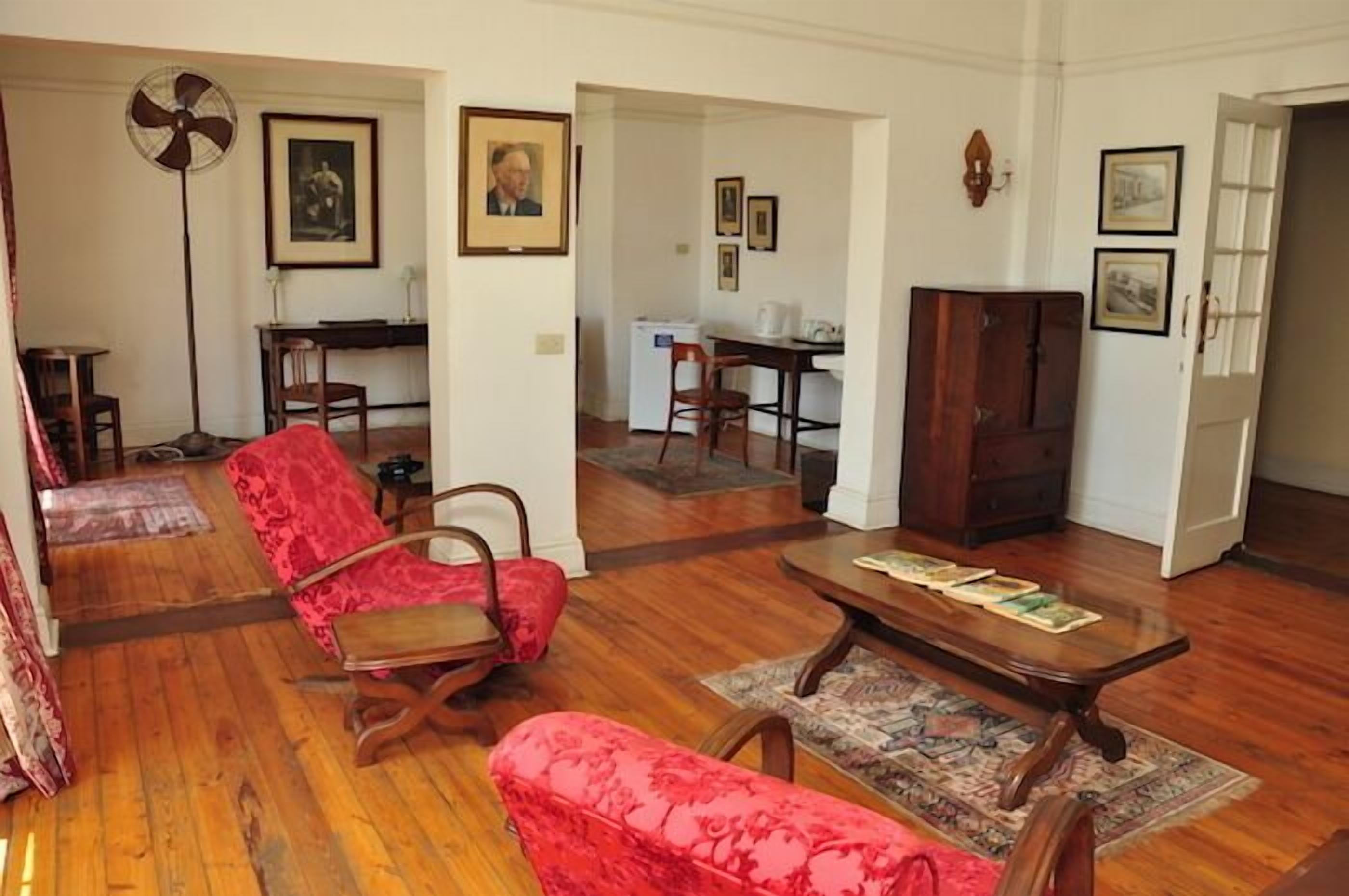 executive suite | living area | tv