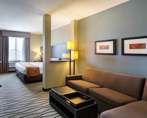 Premium bedding, in-room safe, desk, soundproofing