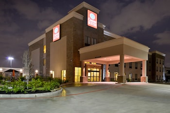 Hotel Exterior at Comfort Suites near Westchase on Beltway 8