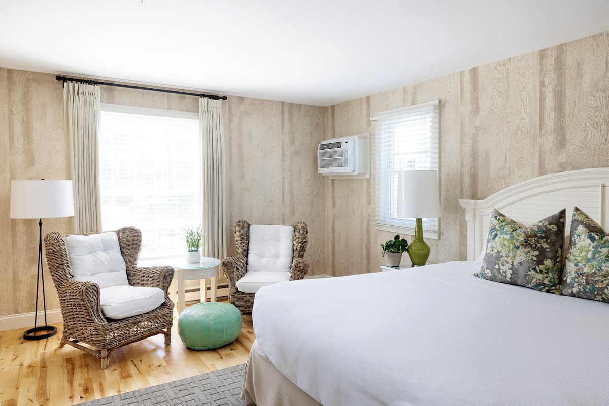 Room, 1 King Bed (Wharf House King)