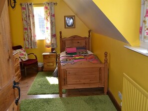 Single Room, Shared Bathroom