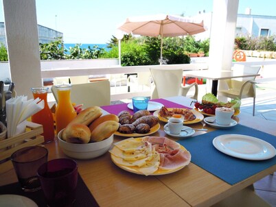 Vistamare Bed and Breakfast