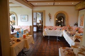 Daily buffet breakfast (EUR 10 per person)