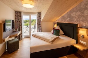 Standard Casal | Cofres nos quartos, individualmente decorados