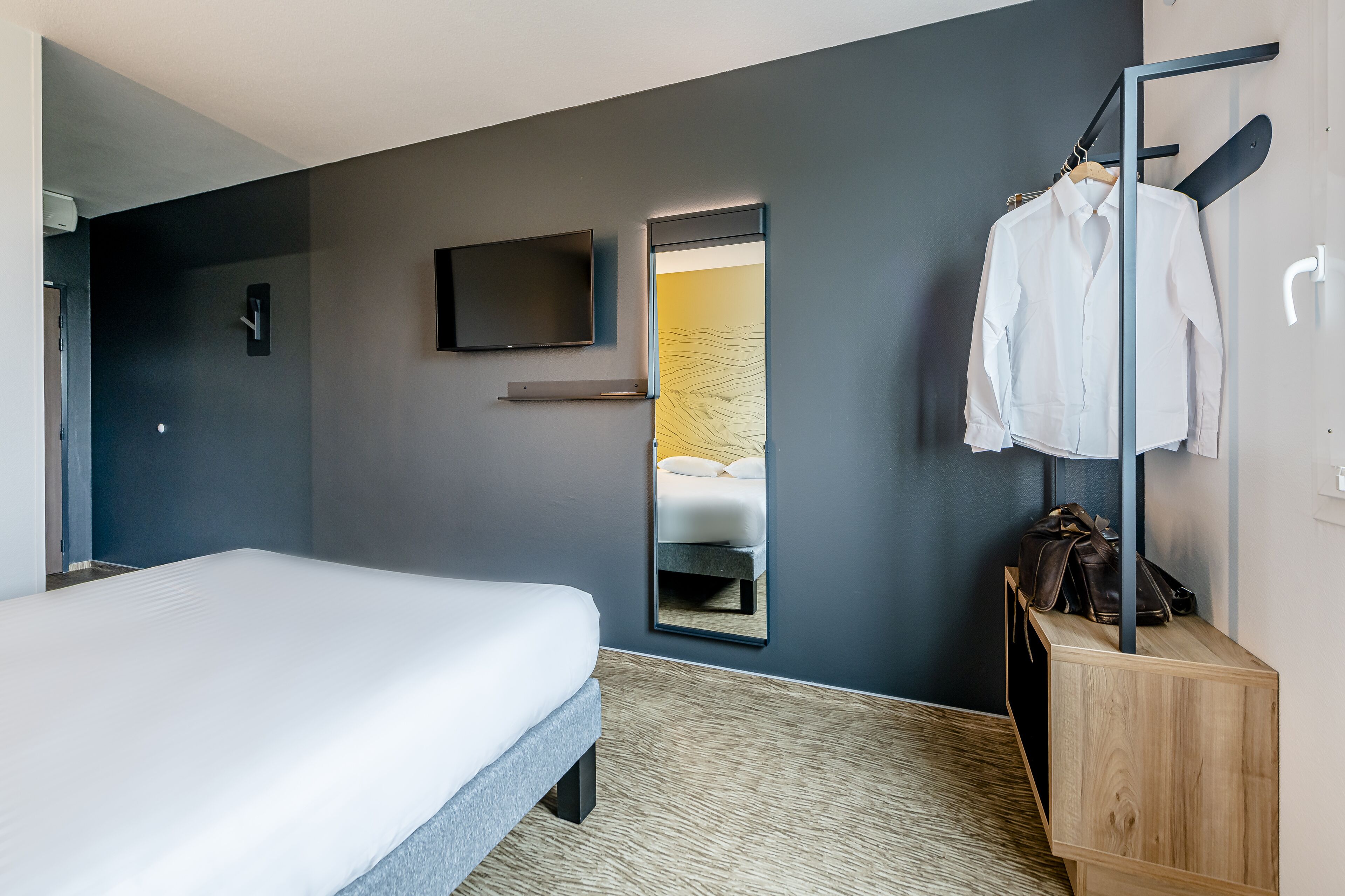 double room, non smoking | 1 bedroom, premium bedding, desk, blackout curtains