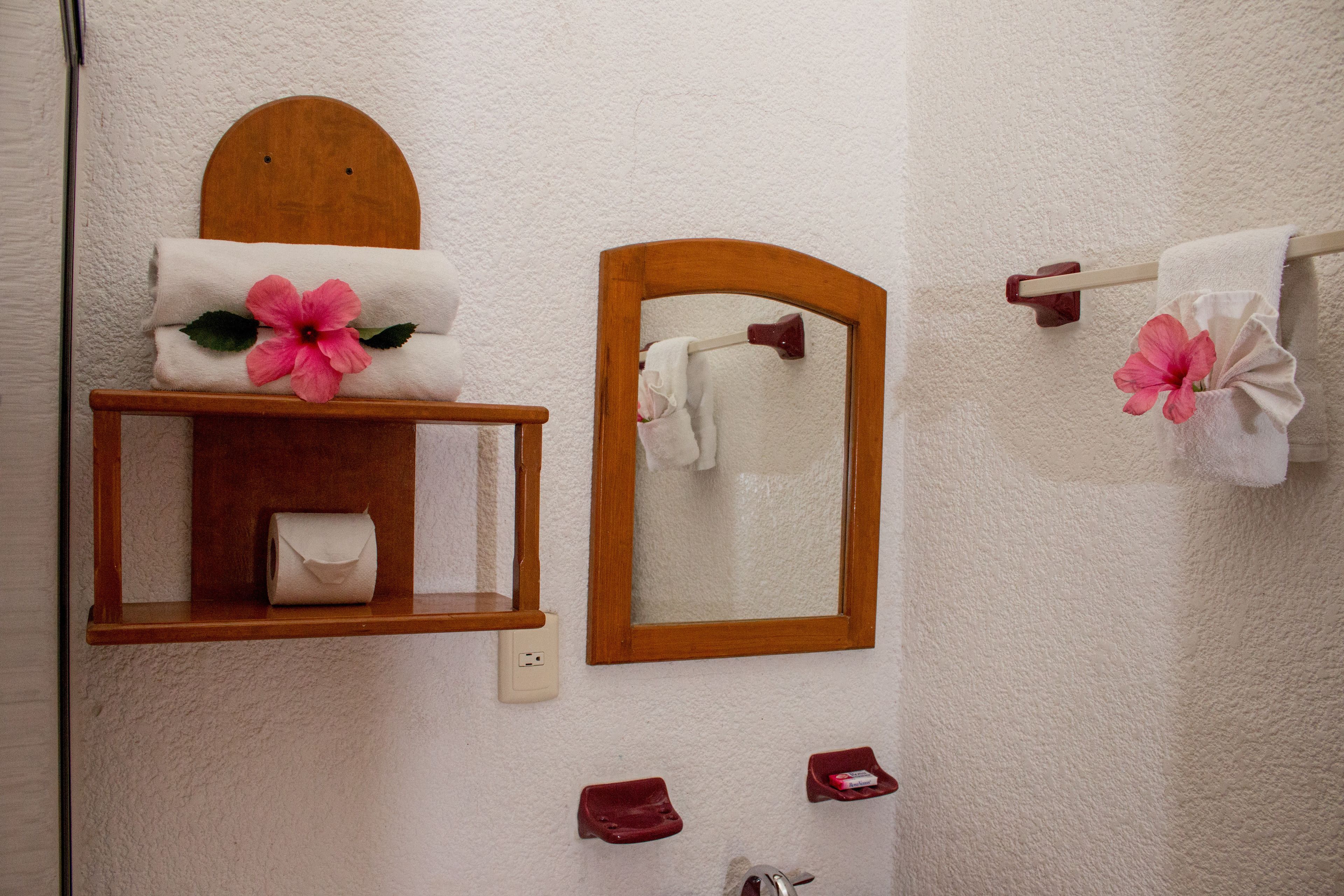 shower, free toiletries, towels