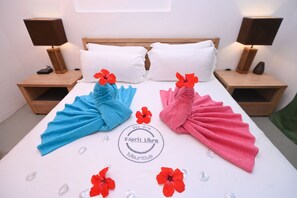 Family Suite, 2 Queen Beds | Egyptian cotton sheets, premium bedding, Select Comfort beds, minibar - Esprit Libre Restaurant and Guest House (Grand-Baie)