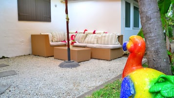 Suite familiar, 2 camas Queen size | Terraza o patio