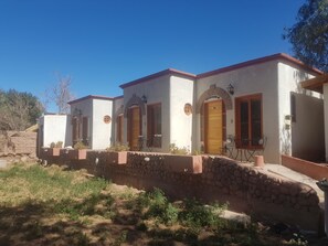 Fachada de la propiedad