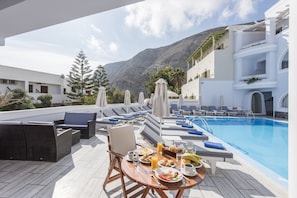 Bữa sáng nấu theo yêu cầu hàng ngày (15 EUR/mỗi người)