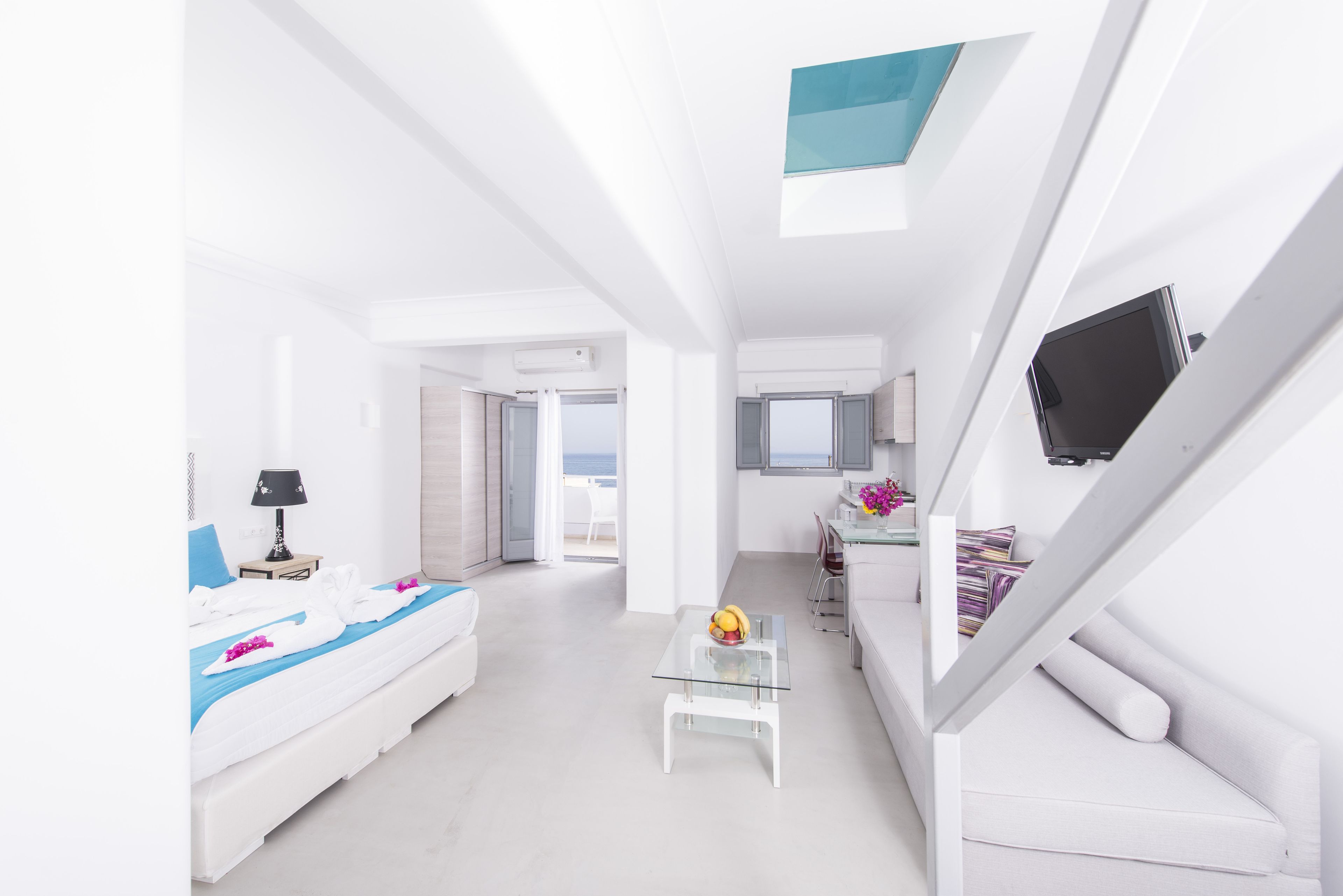 Suite, Private Pool | Premium bedding, pillow-top beds, in-room safe, soundproofing