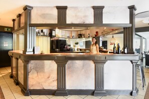 Reception - Hôtel des Mosaïques (Orbe)