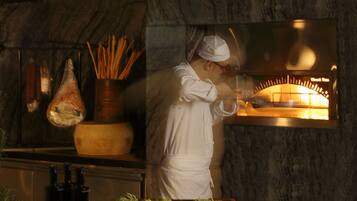 Breakfast, lunch and dinner served