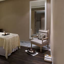 Couples treatment rooms, steam room, body treatments, aromatherapy