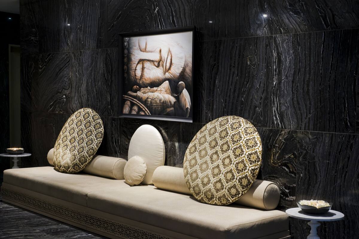 couples treatment room(s), steam room, body treatments, aromatherapy