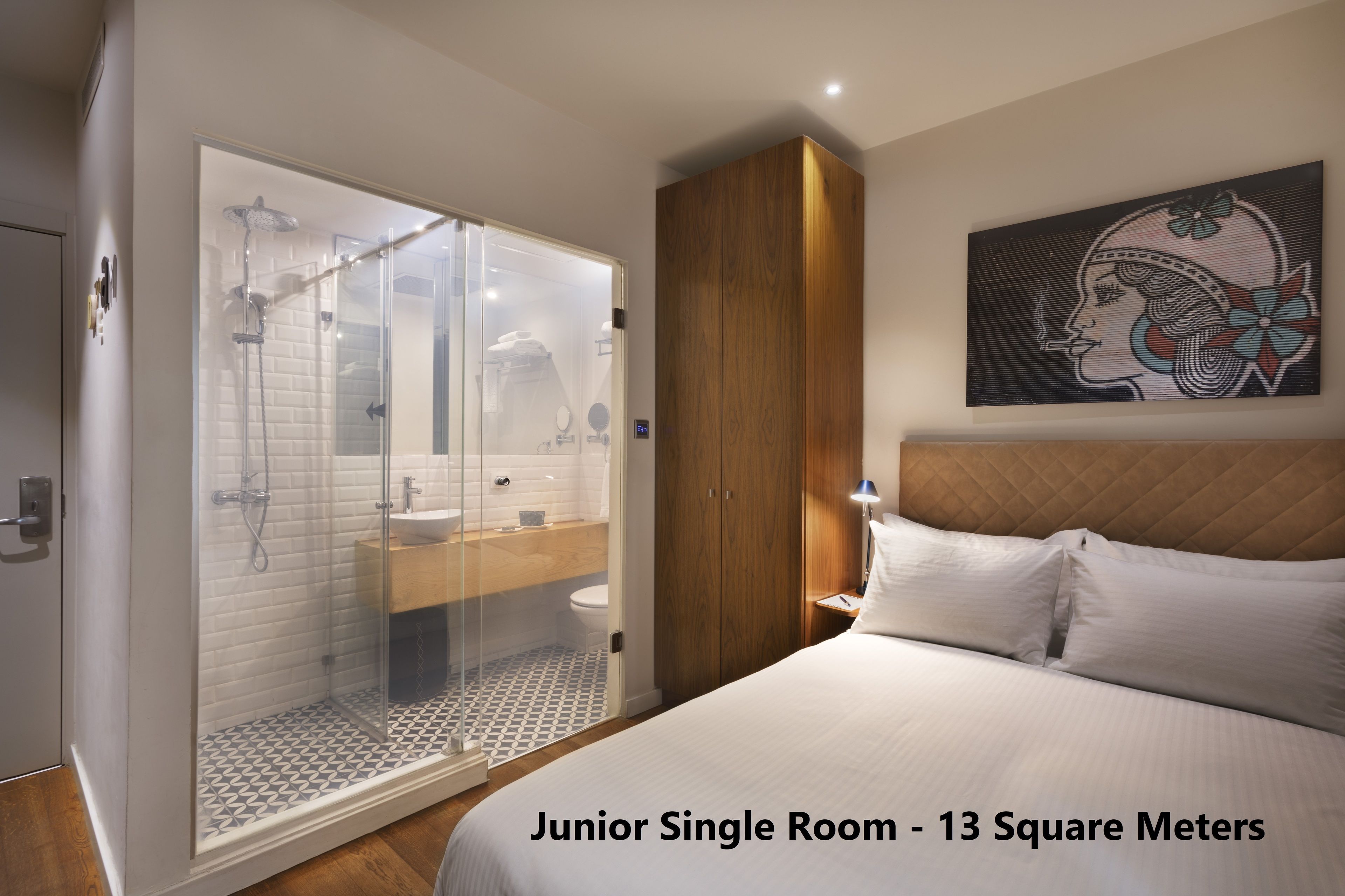 junior room | 1 bedroom, hypo-allergenic bedding, in-room safe, desk