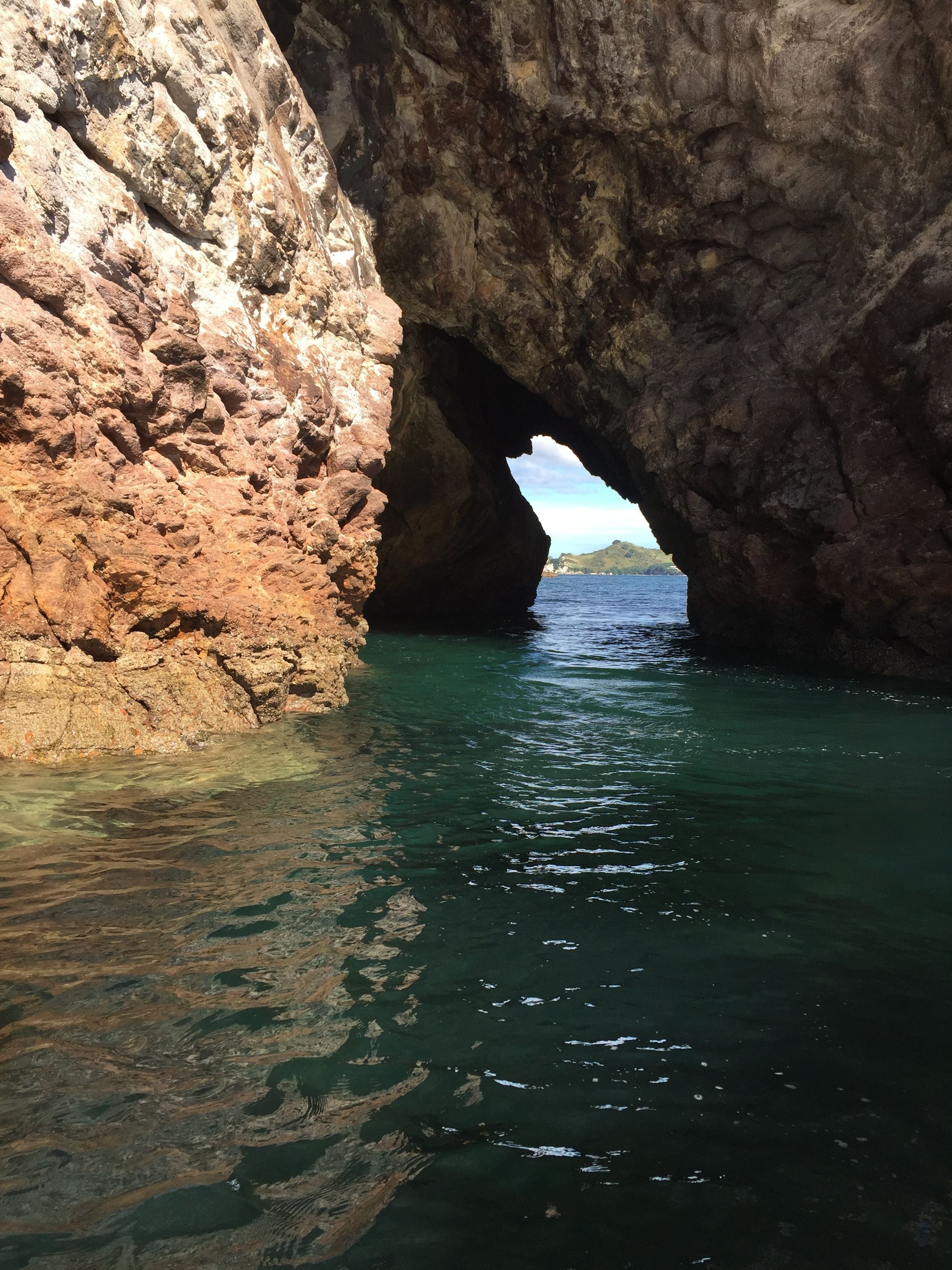 Na praia, passeios de caiaque 