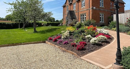 Newcourt Barton