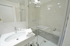 Apartment, 1 Bedroom (Number 5) | Bathroom | Shower, hair dryer, towels - Bohemia Apartments Prague Old Town (Prague)