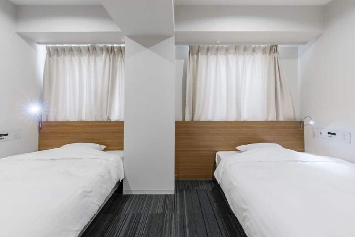 In-room safe, desk, free WiFi, bed sheets
