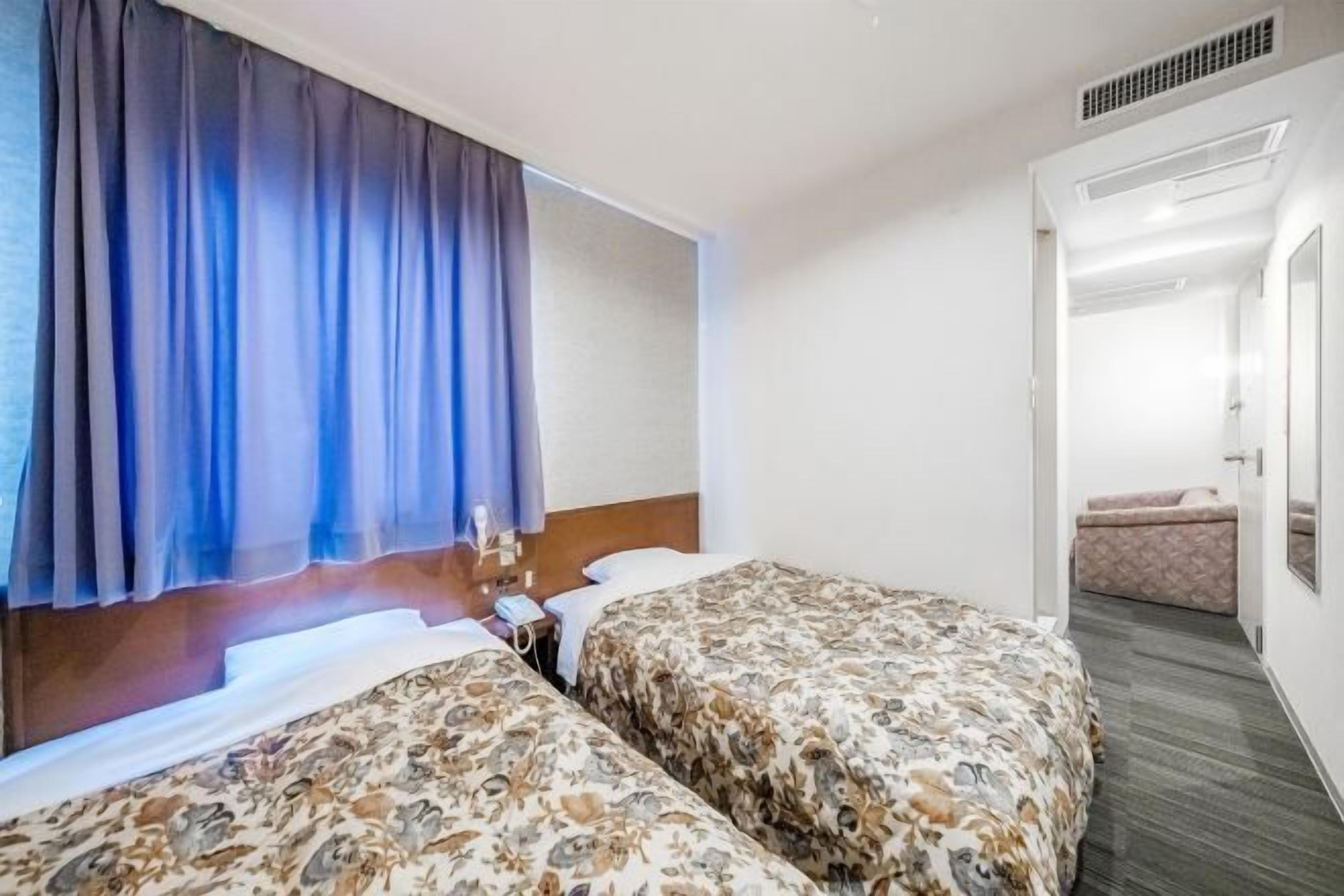 In-room safe, desk, free WiFi, bed sheets