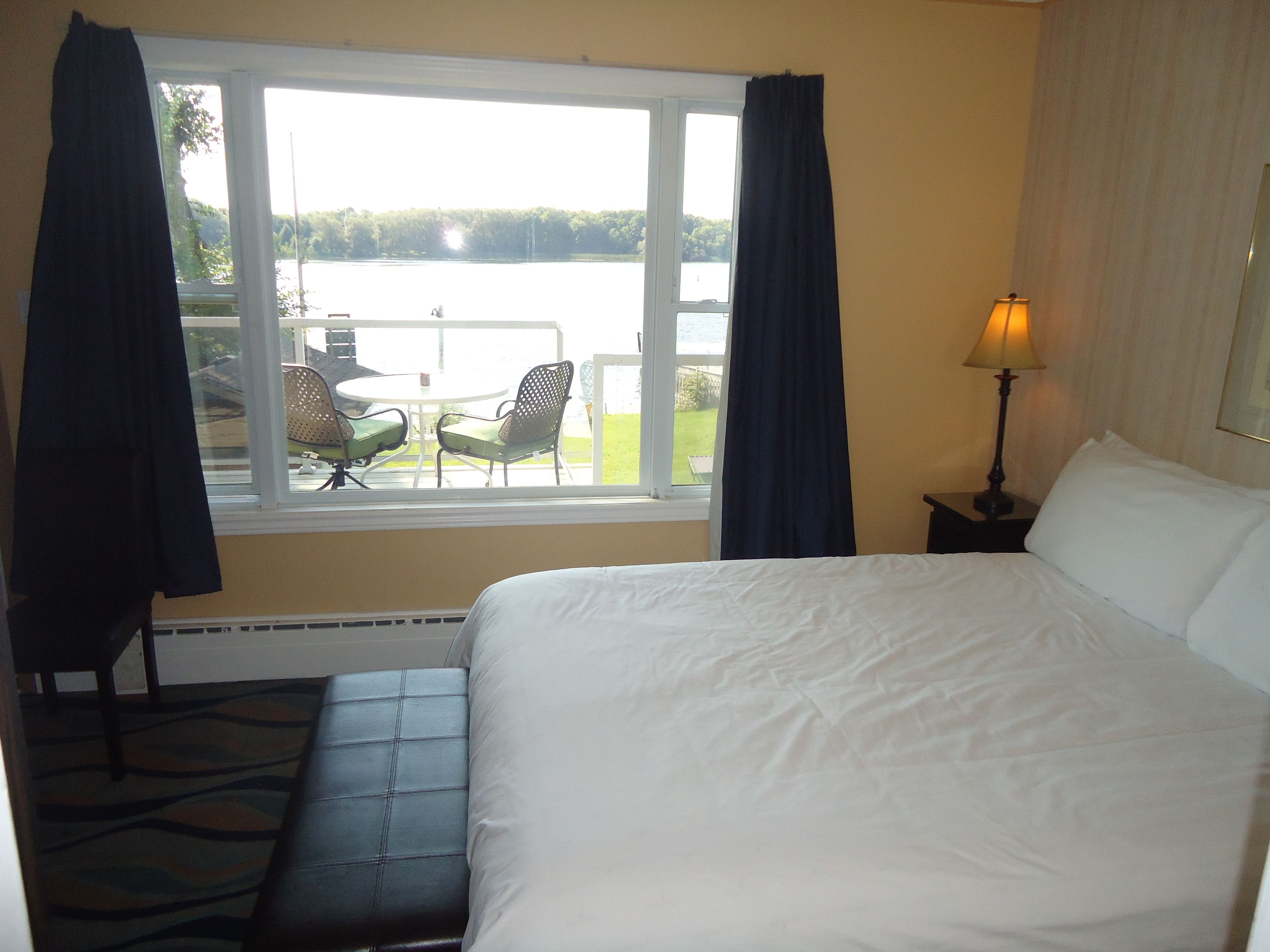 Foto - Bayside Inn & Waterfront Suites