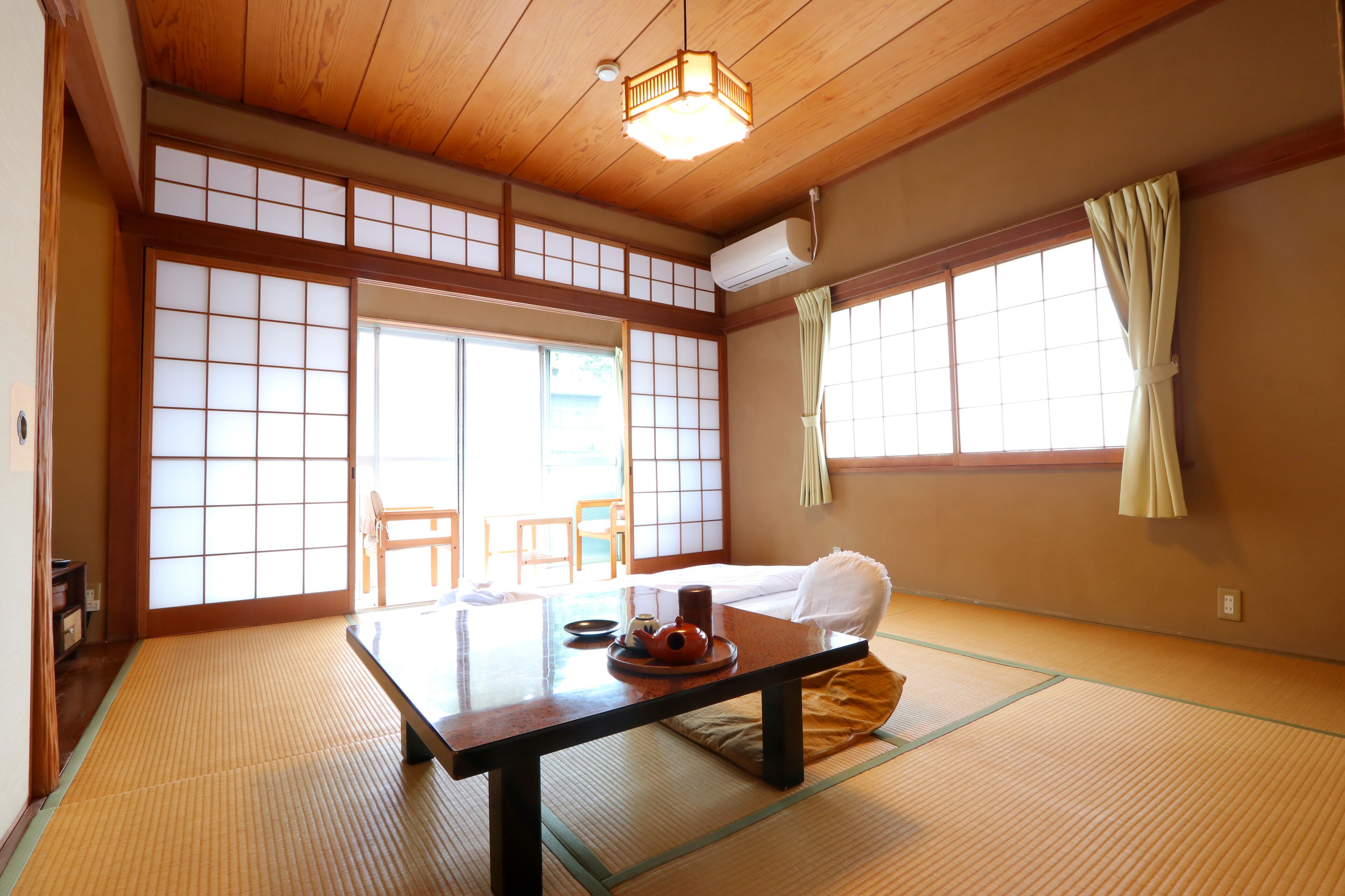 In-room safe, blackout drapes, free WiFi, bed sheets