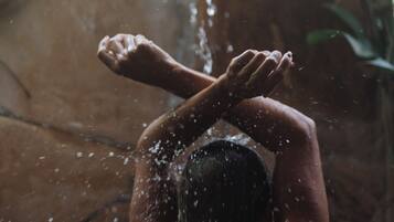 Lichaamsbehandelingen, diepe bindweefselmassages, Zweedse massages